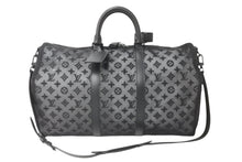 Load image into Gallery viewer, LOUIS VUITTON ルイヴィトン モノグラム シースルー キーポル バンドリエール50 ボストンバッグ ブラック M53971 美品 中古 58999