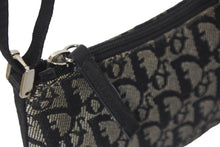 Load image into Gallery viewer, Christian Dior クリスチャンディオール ショルダーバッグ トロッター コットンキャンバス ブラック シルバー金具 良品 中古 59030