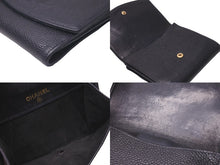 Load image into Gallery viewer, CHANEL シャネル 二つ折り財布 A13496 ココマーク キャビアスキン 6番台 2000年 ブラック ゴールド金具 良品 中古 59034