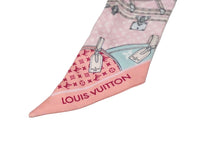 Load image into Gallery viewer, LOUIS VUITTON ルイヴィトン バンドーBBスカーフ レッツゴー M76441 モノグラム シルク ピンク ブルー 良品 中古 59040