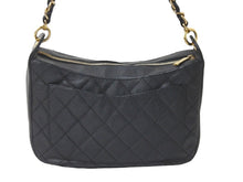 Load image into Gallery viewer, CHANEL シャネル ショルダーバッグ 三日月型 ココマーク 7番台 キャビアスキン ブラック ゴールド金具 美品 中古 59041