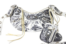 Load image into Gallery viewer, BALENCIAGA バレンシアガ ショルダーバッグ LE CAGOLE XS グラフィティプリント 671309210GB9060 シルバー金具 美品 中古 59052