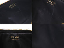 Load image into Gallery viewer, PRADA プラダ コインケース フラグメントケース メタルロゴ サフィアーノ ブラック ゴールド金具 美品 中古 59059