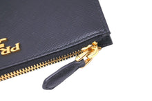 Load image into Gallery viewer, PRADA プラダ コインケース フラグメントケース メタルロゴ サフィアーノ ブラック ゴールド金具 美品 中古 59059