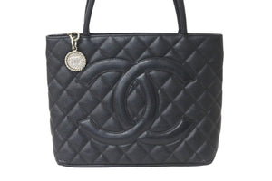 極美品 CHANEL シャネル トートバッグ 復刻トート キャビアスキン A01804 7番台 2002年頃 ココマーク シルバープレート 中古 59067