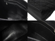 Load image into Gallery viewer, 極美品 CHANEL シャネル トートバッグ 復刻トート キャビアスキン A01804 7番台 2002年頃 ココマーク シルバープレート 中古 59067