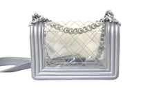 Load image into Gallery viewer, CHANEL シャネル ショルダーバッグ ボーイシャネル A92098 グレー ビニール 19番台 ビンテージシルバー金具 美品 中古 59115