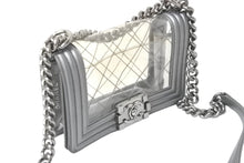 Load image into Gallery viewer, CHANEL シャネル ショルダーバッグ ボーイシャネル A92098 グレー ビニール 19番台 ビンテージシルバー金具 美品 中古 59115