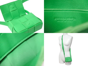 極美品 BOTTEGAVENETA ボッテガヴェネタ ショルダーバッグ マキシイントレチャート カセット ミニ 666688 中古 59124