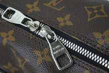 Load image into Gallery viewer, LOUIS VUITTON ルイヴィトン ポーチ M40378 トゥルーストワレ モノグラムマカサー ブラウン シルバー金具 美品 中古 59132