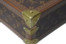 Load image into Gallery viewer, 極美品 LOUIS VUITTON ルイヴィトン コフレ 8 モントル トランク モノグラム M47641 時計用 定価121万円 59135
