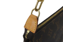 Load image into Gallery viewer, LOUIS VUITTON ルイヴィトン アクセサリーポーチ ポシェットアクセソワール モノグラム M51980 ブラウン 美品 中古 59142