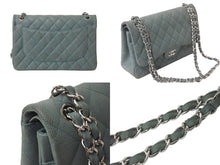 Load image into Gallery viewer, CHANEL シャネル チェーンショルダーバッグ デカマトラッセ A58600 17番台 2013年 キャビアスキン ブルー シルバー 良品 中古 59147