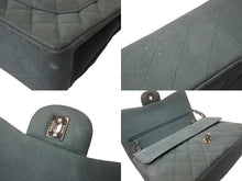 Load image into Gallery viewer, CHANEL シャネル チェーンショルダーバッグ デカマトラッセ A58600 17番台 2013年 キャビアスキン ブルー シルバー 良品 中古 59147