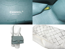 Load image into Gallery viewer, CHANEL シャネル チェーンショルダーバッグ デカマトラッセ A58600 17番台 2013年 キャビアスキン ブルー シルバー 良品 中古 59147