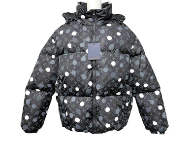 極美品 LOUIS VUITTON ルイヴィトン 草間彌生コラボ モノグラムナイロンダウンジャケット 23SS サイズ48 RM231H 中古 59157
