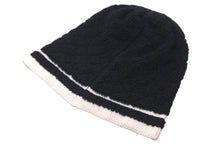Load image into Gallery viewer, 極美品 CHANEL シャネル ニットキャップ ビーニー ココマーク カシミヤ100% ブラック ホワイト 中古 59165
