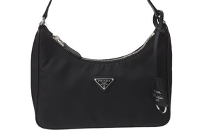 PRADA プラダ ホーボー ワンショルダー RE-EDITION 2005 トライアングル ブラック ナイロン 1NE204 美品 ロゴ 中古 59202 