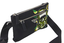 Load image into Gallery viewer, PRADA プラダ ショルダーバッグ ユニバーサル フランケン ブラック トライアングルロゴ ナイロン 美品 中古 59244