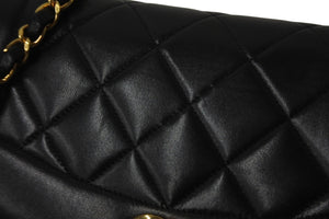 極美品 CHANEL シャネル チェーンショルダーバッグ ダイアナマトラッセ22 3番台 ラムスキン ブラック ゴールド金具 中古 59302