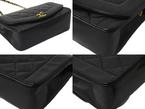 極美品 CHANEL シャネル チェーンショルダーバッグ ダイアナマトラッセ22 3番台 ラムスキン ブラック ゴールド金具 中古 59311