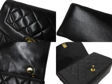 Load image into Gallery viewer, 極美品 CHANEL シャネル チェーンショルダーバッグ ダイアナマトラッセ22 3番台 ラムスキン ブラック ゴールド金具 中古 59311