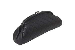 CHANEL シャネル マトラッセ がま口 クラッチバッグ ポーチ 10番台 ブラック ラムスキン シルバー金具 美品 中古 59317