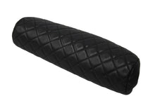 Load image into Gallery viewer, CHANEL シャネル マトラッセ がま口 クラッチバッグ ポーチ 10番台 ブラック ラムスキン シルバー金具 美品 中古 59317