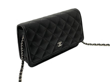 Load image into Gallery viewer, CHANEL シャネル ショルダーバッグ チェーン ウォレット マトラッセ ココマーク 22番台 ブラック ラムスキン シルバー金具 美品 中古 59320