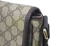 Load image into Gallery viewer, GUCCI グッチ ショルダーバッグ メッセンジャーバッグ GG柄 GGスプリーム 総柄 201732 ブラウン 美品 中古 59330