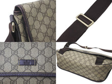 Load image into Gallery viewer, GUCCI グッチ ショルダーバッグ メッセンジャーバッグ GG柄 GGスプリーム 総柄 201732 ブラウン 美品 中古 59330