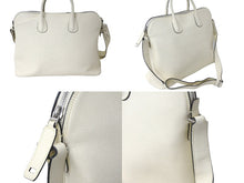 Load image into Gallery viewer, 極美品 Valextra ヴァレクストラ ハンドバッグ マイロゴ V4D90-028-000W-RD ホワイト カーフスキン マットシルバー金具 中古 59342