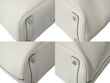 Load image into Gallery viewer, 極美品 Valextra ヴァレクストラ ハンドバッグ マイロゴ V4D90-028-000W-RD ホワイト カーフスキン マットシルバー金具 中古 59342