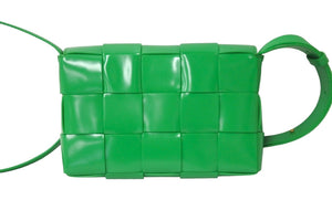 極美品 BOTTEGAVENETA ボッテガヴェネタ ショルダーバッグ マキシ イントレチャート ブラッシュドレザー カセット 中古 59360