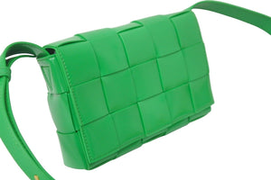極美品 BOTTEGAVENETA ボッテガヴェネタ ショルダーバッグ マキシ イントレチャート ブラッシュドレザー カセット 中古 59360