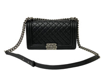 Load image into Gallery viewer, CHANEL シャネル ショルダーバッグ ボーイシャネル 23番台 ブラック ラムスキン ヴィンテージシルバー金具 美品 中古 59465