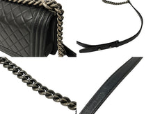 Load image into Gallery viewer, CHANEL シャネル ショルダーバッグ ボーイシャネル 23番台 ブラック ラムスキン ヴィンテージシルバー金具 美品 中古 59465