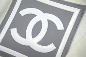 CHANEL シャネル スポーツライン ココマーク ニットキャップ ボンボン 裏起毛 ホワイト ピンク サイズM 美品 中古 59475