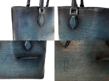 Load image into Gallery viewer, Berluti ベルルッティ トートバッグ トゥジュール スクリットレザー スティールブルー シルバー金具 美品 中古 59515