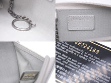 Load image into Gallery viewer, 極美品 CHANEL シャネル レザー コインケース 22番台 シルバー ココマーク ロゴ 小物 チェーン シルバー金具 中古 59537