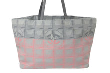 Load image into Gallery viewer, CHANEL シャネル ニュートラベルライン トートバッグ 12番台 グレー ピンク ナイロンジャガード 良品 中古 59543