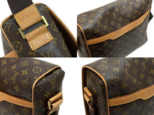 Load image into Gallery viewer, LOUIS VUITTON ルイヴィトン ショルダーバッグ メッセンジャー アベス M45257 モノグラム キャリーケース対応 美品 中古 59552