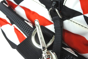 PRADA プラダショルダーバッグ トライアングル総柄 トライアングルロゴ ブラック レッド ホワイト シルバー金具 美品 中古 59559 