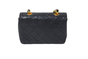 CHANEL シャネル チェーンショルダーバッグ ミニミニマトラッセ 14cm 1番台 ラムスキン ブラック ゴールド金具 美品 中古 59600