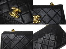 Load image into Gallery viewer, CHANEL シャネル チェーンショルダーバッグ ミニミニマトラッセ 14cm 1番台 ラムスキン ブラック ゴールド金具 美品 中古 59600