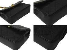 Load image into Gallery viewer, CHANEL シャネル チェーンショルダーバッグ ミニミニマトラッセ 14cm 1番台 ラムスキン ブラック ゴールド金具 美品 中古 59600