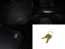 Load image into Gallery viewer, CHANEL シャネル ボストンバッグ 旅行バッグ キャビアスキン 2番台 ゴールド金具 2WAY ココマーク 美品 中古 59622