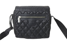 Load image into Gallery viewer, CHANEL シャネル ショルダーバッグ コココクーン 15番台 2011年頃 ナイロン シルバー金具 美品 中古 59626