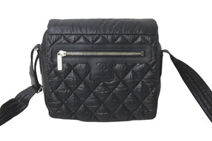 CHANEL シャネル ショルダーバッグ コココクーン 15番台 2011年頃 ナイロン シルバー金具 美品 中古 59626