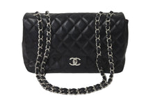 Load image into Gallery viewer, CHANEL シャネル ショルダーバッグ チェーン マトラッセ 30 12番台 ココマーク ブラック ラムスキン シルバー金具 美品 中古 59628